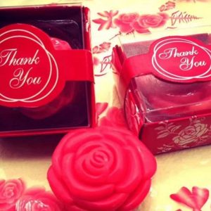 Mini Rose Handmade Soap Gifts – 10PCS for Guests, Bridesmaids & Party Souvenirs