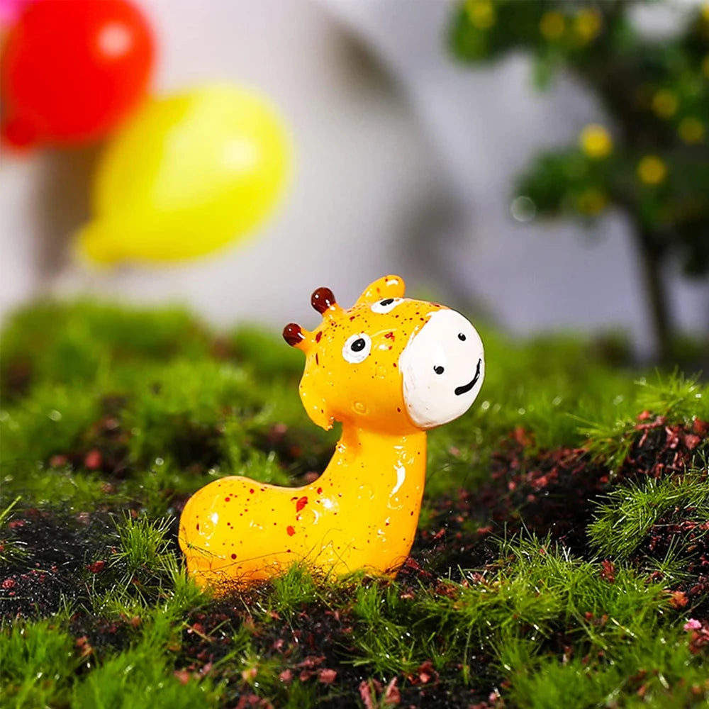5Pcs Mini Giraffe Resin Figurines – Fairy Garden Accessories & Micro Landscape DIY Craft Decoration - Image 3