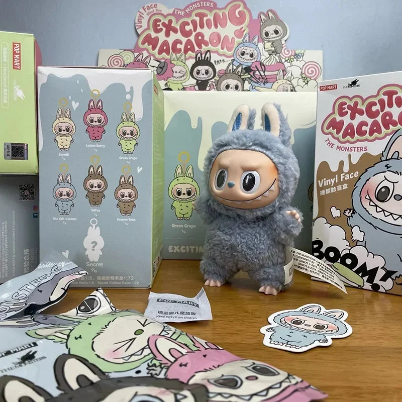 Labu Macaroon Sits on the Party’s Black Rubber Face Surprise Blind Box – 1st & 2nd Generation Plush Dolls - Image 4
